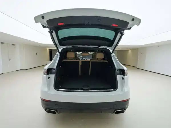 Porsche Cayenne New Energy 2023