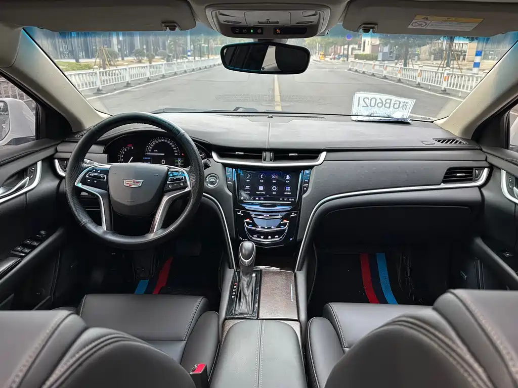 Cadillac XTS 2019 — фото 17