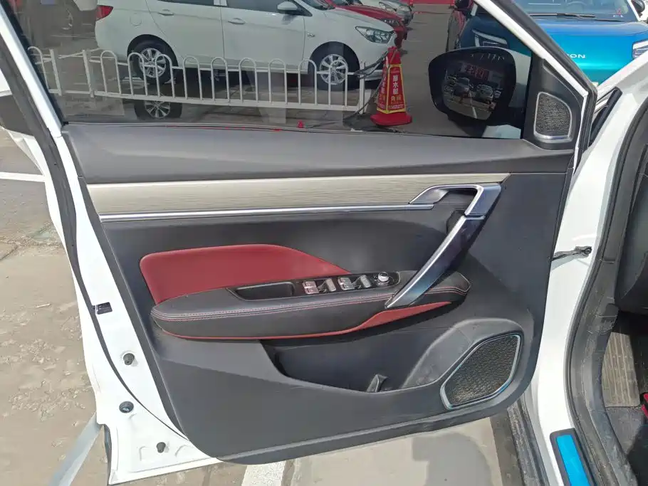 Geely Binyue 2019
