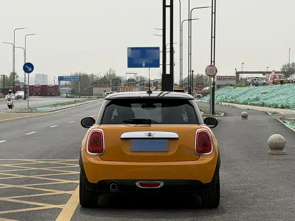 MINI 2015