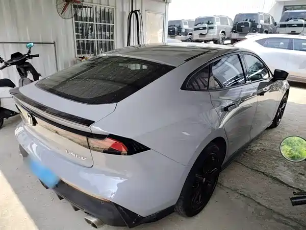 Changan UNI-V 2022