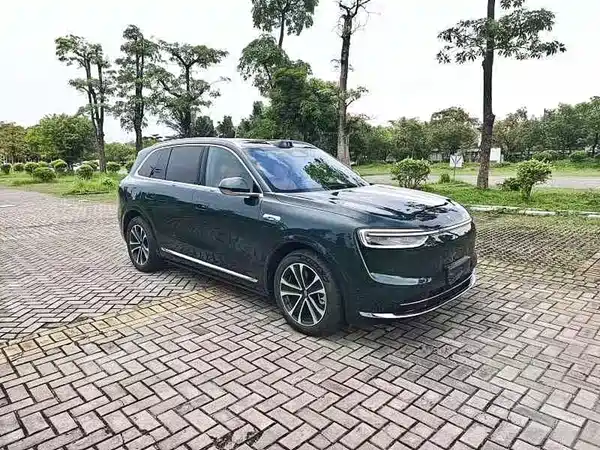 AITO M7 2025