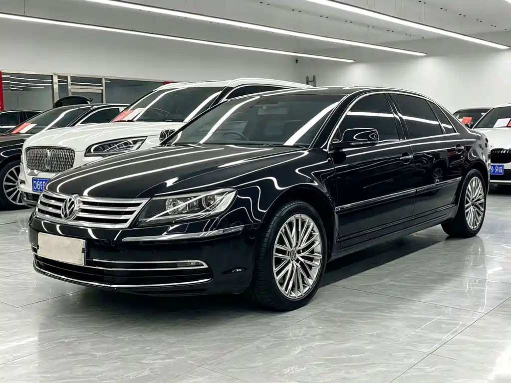 Volkswagen Phaeton 2016 — фото 1
