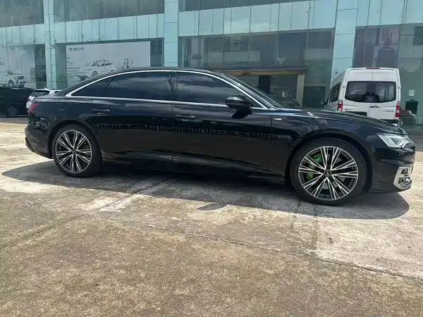 Audi A6L 2023