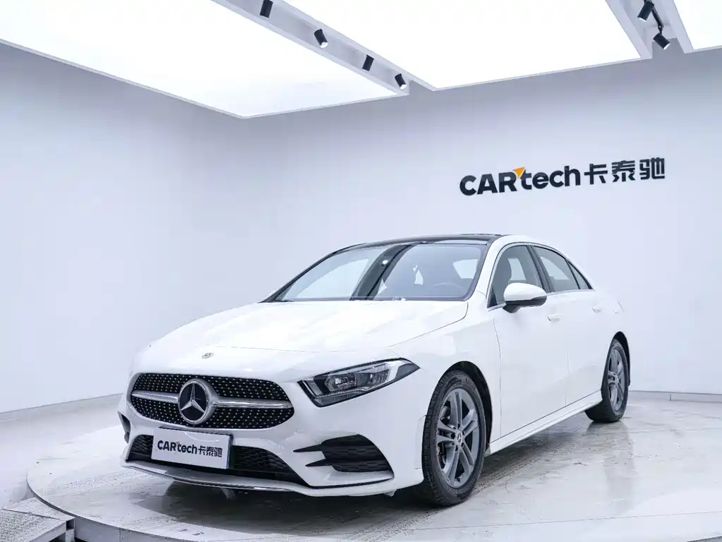 Mercedes-Benz A-Class 2021 — фото 12