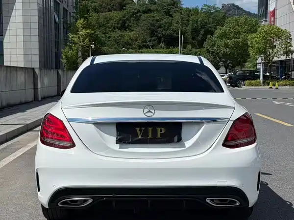 Mercedes-Benz C-Class 2018
