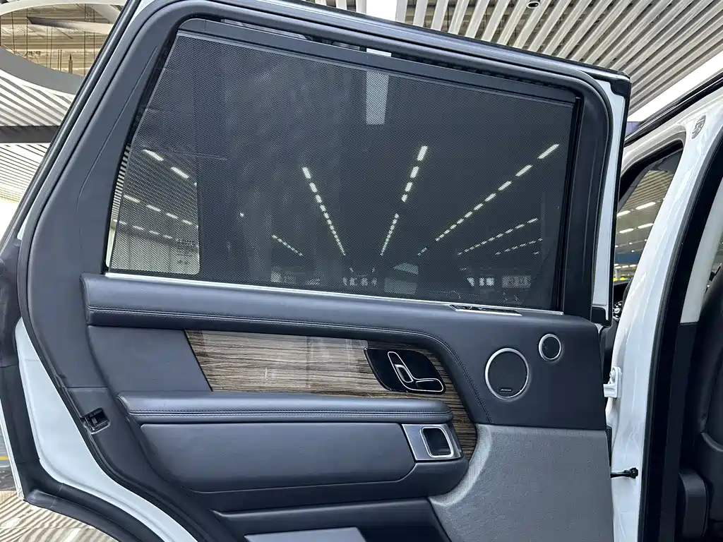 Land Rover Range Rover 2018 — фото 9
