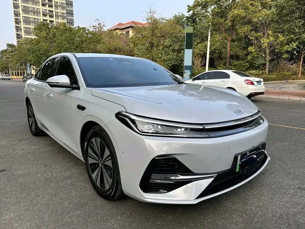 Geely Galaxy A7 EM 2025 — фото 3
