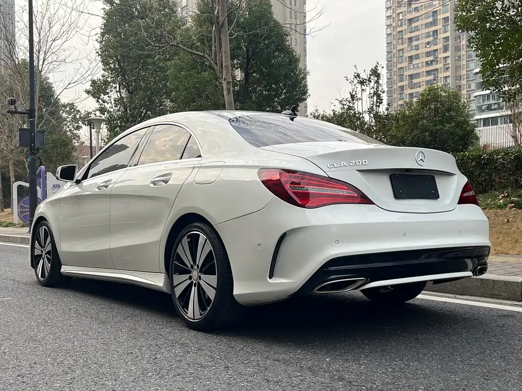 Mercedes-Benz CLA 2017