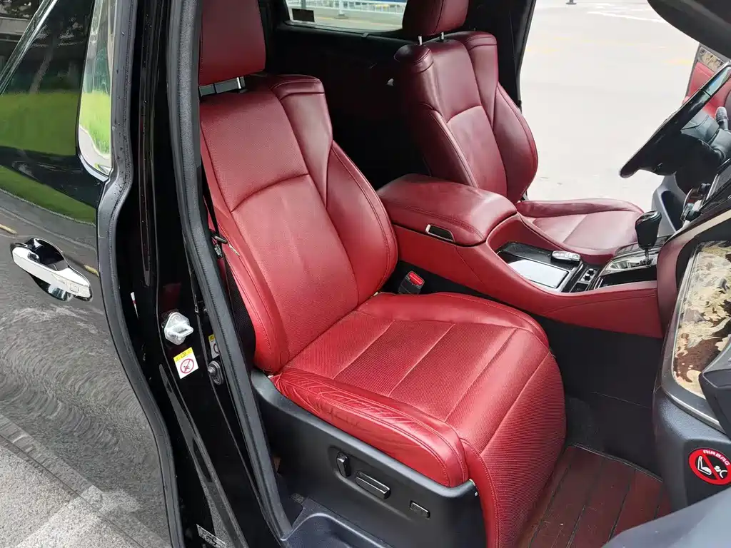 Toyota Alphard 2018 — фото 18