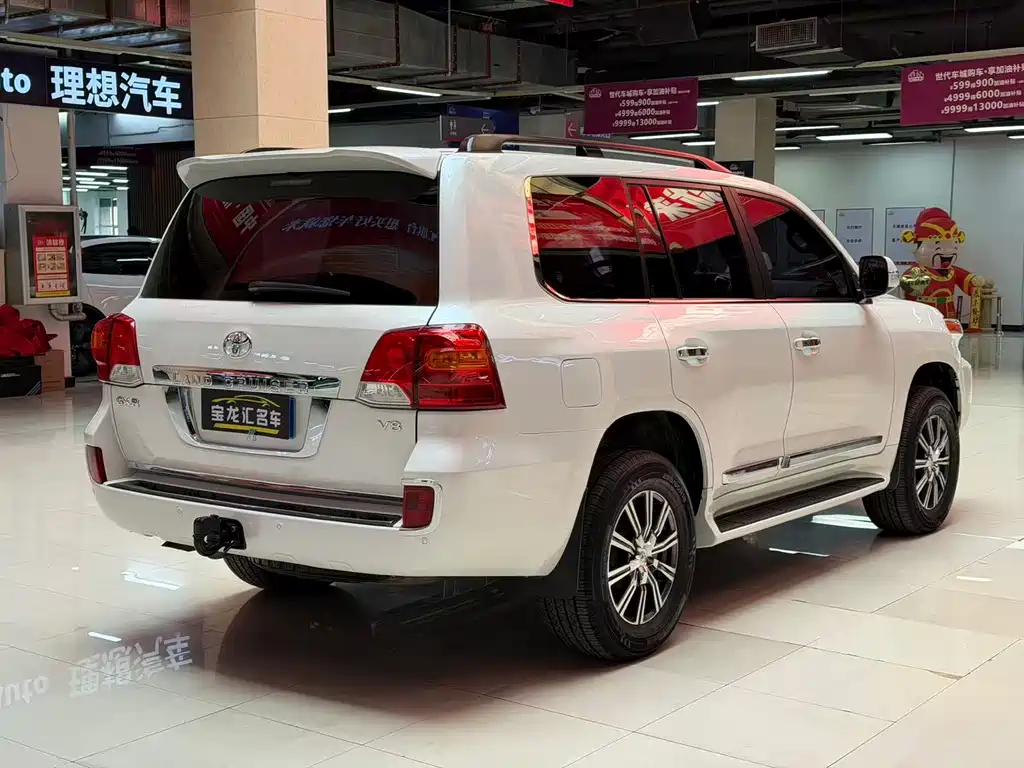 Toyota Land Cruiser 2015 — фото 4