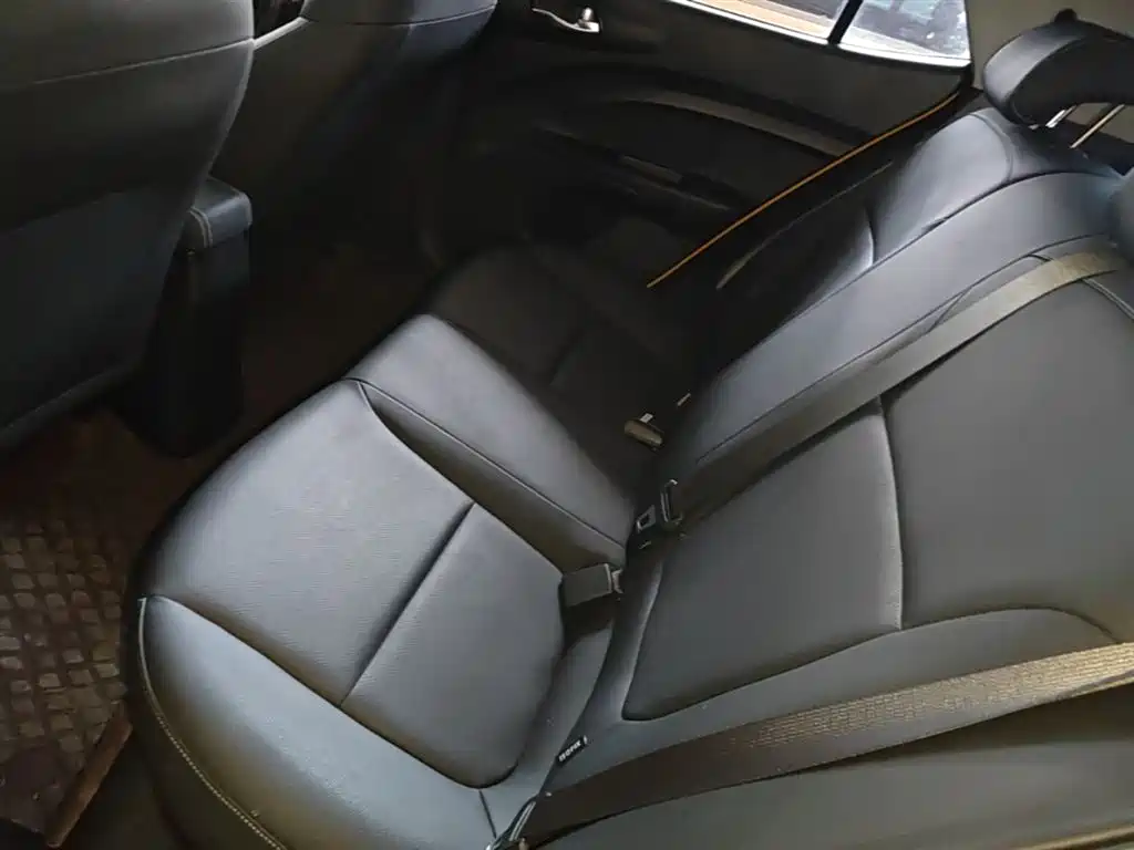 Kia KX1 2021 — фото 17