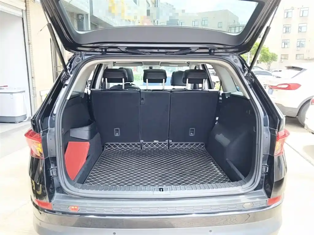 Skoda Kodiaq 2017 — фото 19