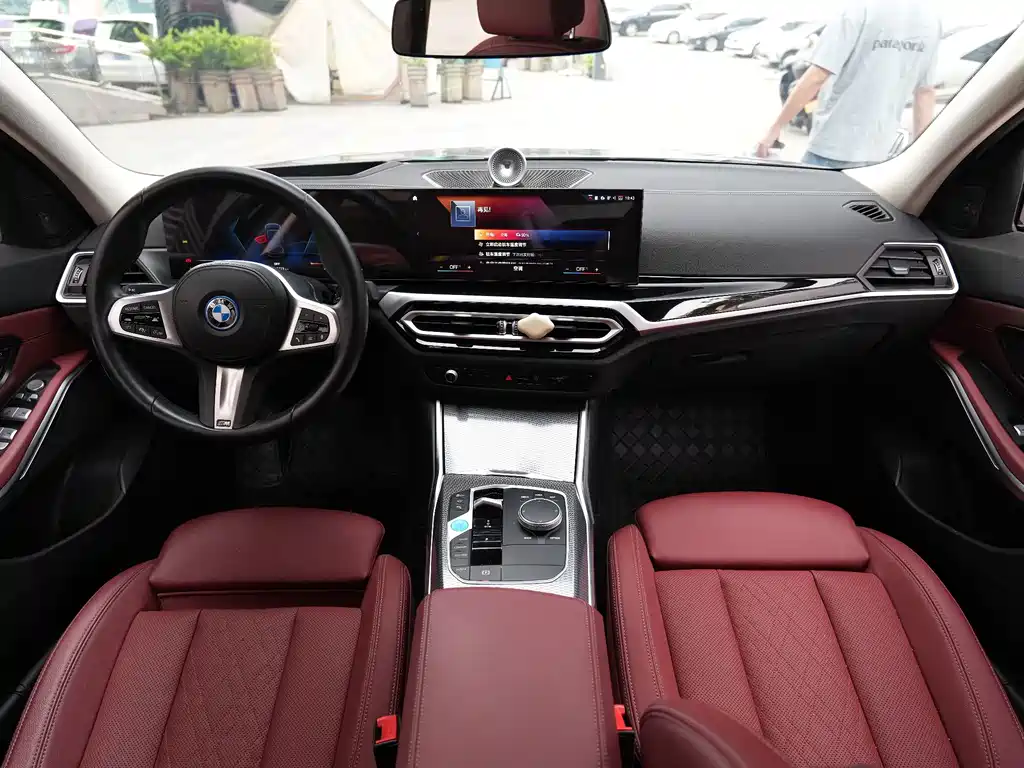 BMW i3 2023