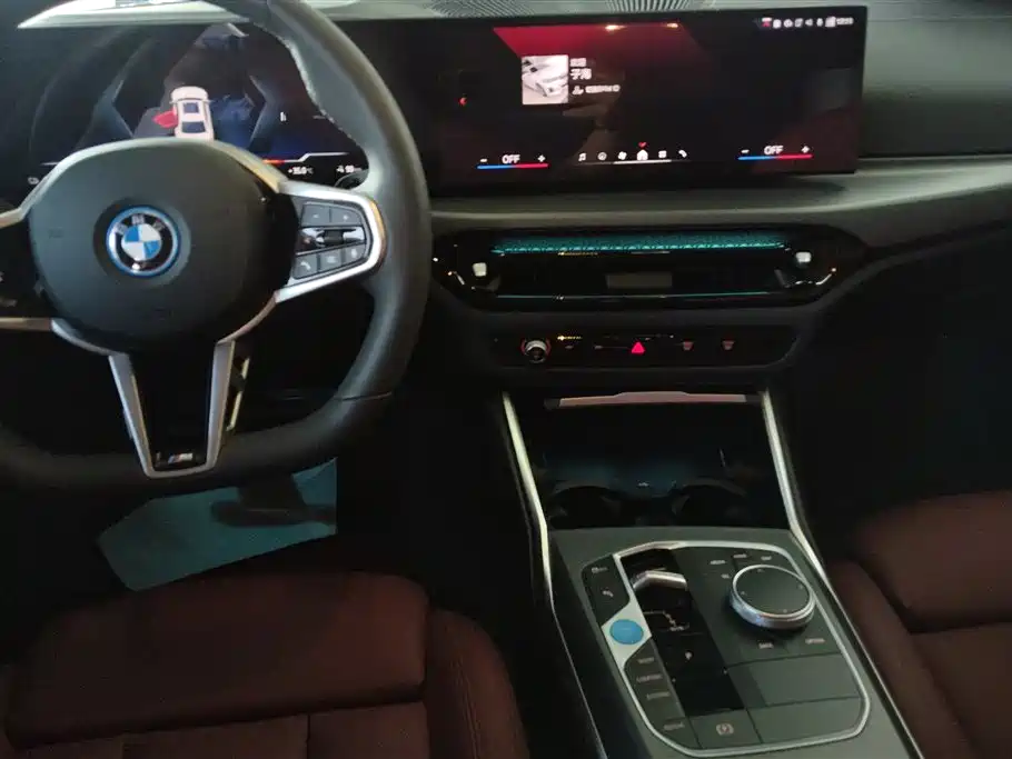 BMW i3 2025 — фото 13