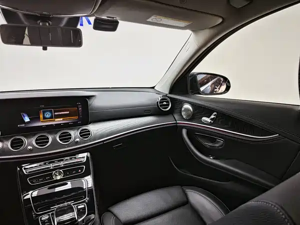 Mercedes-Benz E-Class 2016