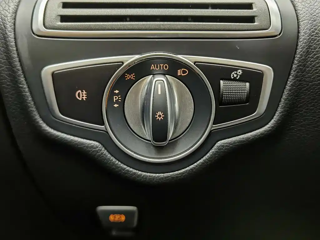 Mercedes-Benz GLC 2021 — фото 21