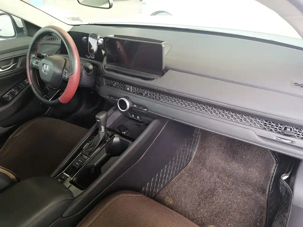 Honda Accord 2024 — фото 18