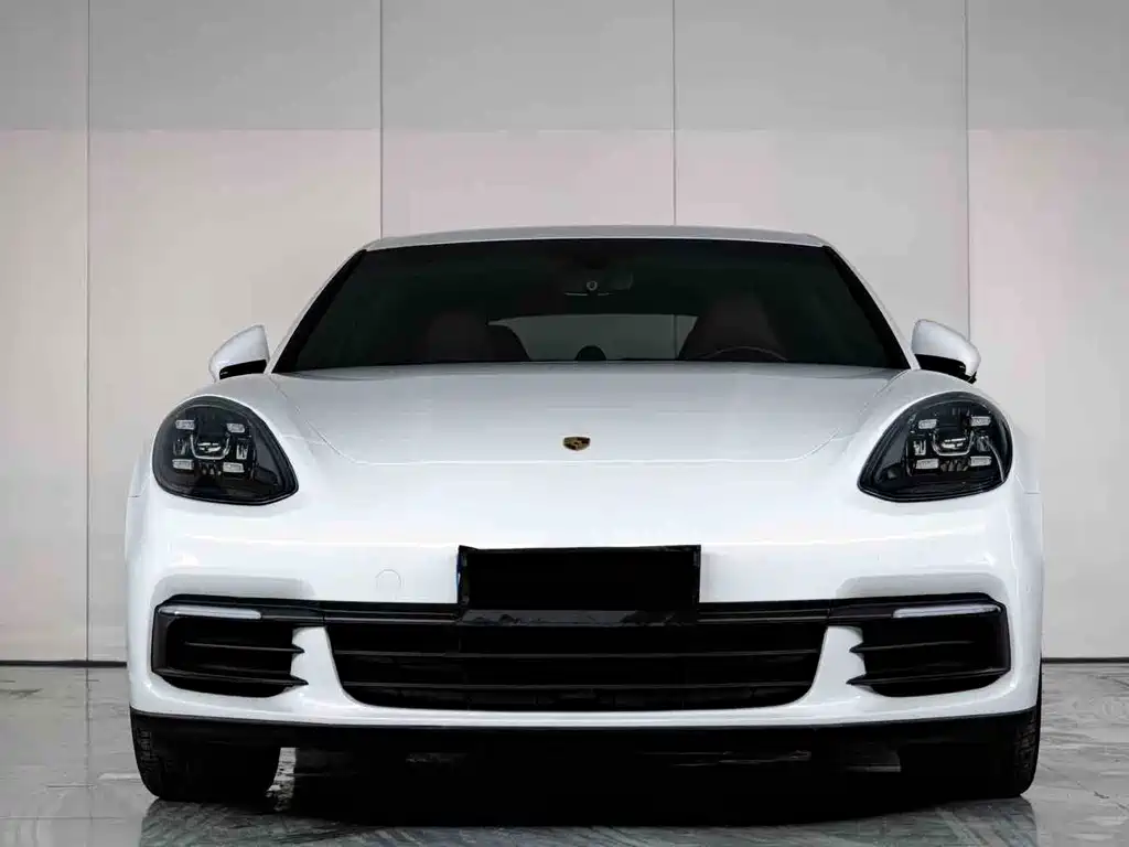 Porsche Panamera 2018 — фото 2