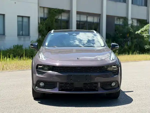 Lynk & Co 02 2020