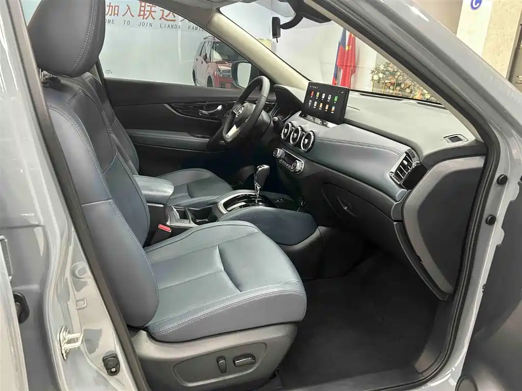 Nissan X-Trail 2025 — фото 13