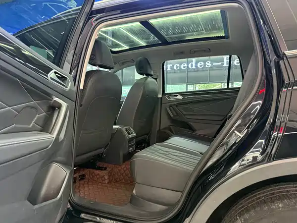 Volkswagen Tiguan L 2023
