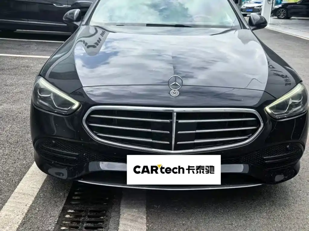 Mercedes-Benz C-Class 2024