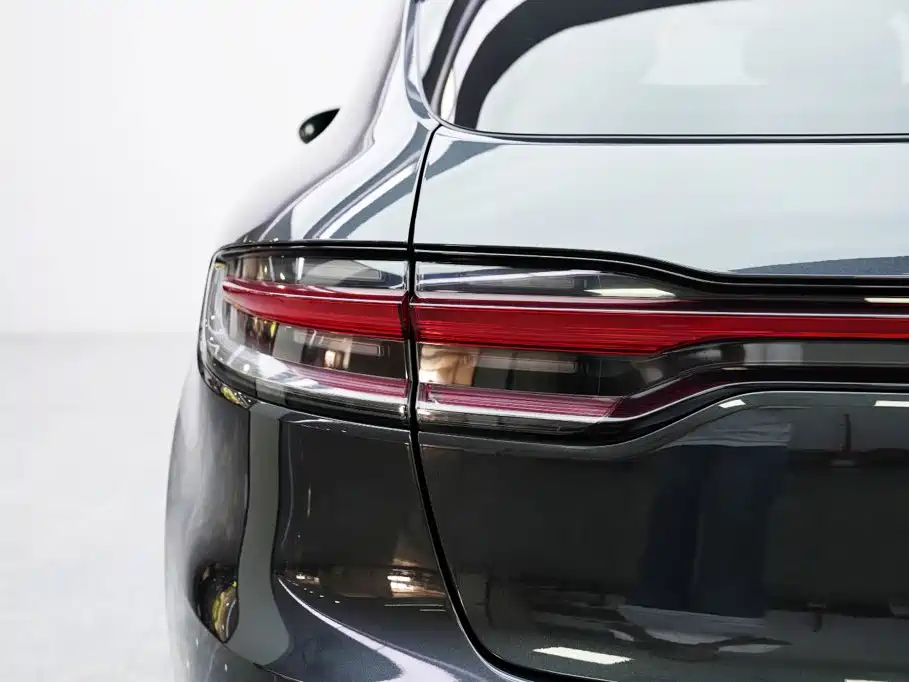 Porsche Macan 2021 — фото 18