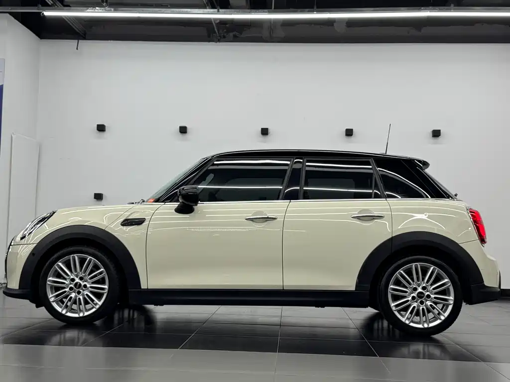 MINI Mini 2022 — фото 12
