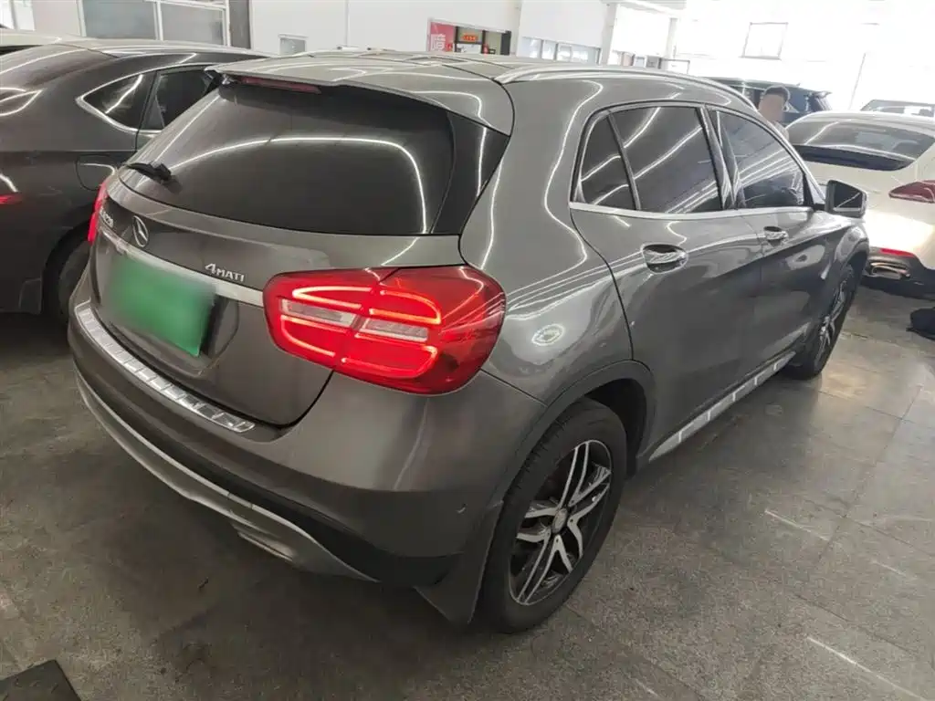 Mercedes-Benz GLA 2015 — фото 7