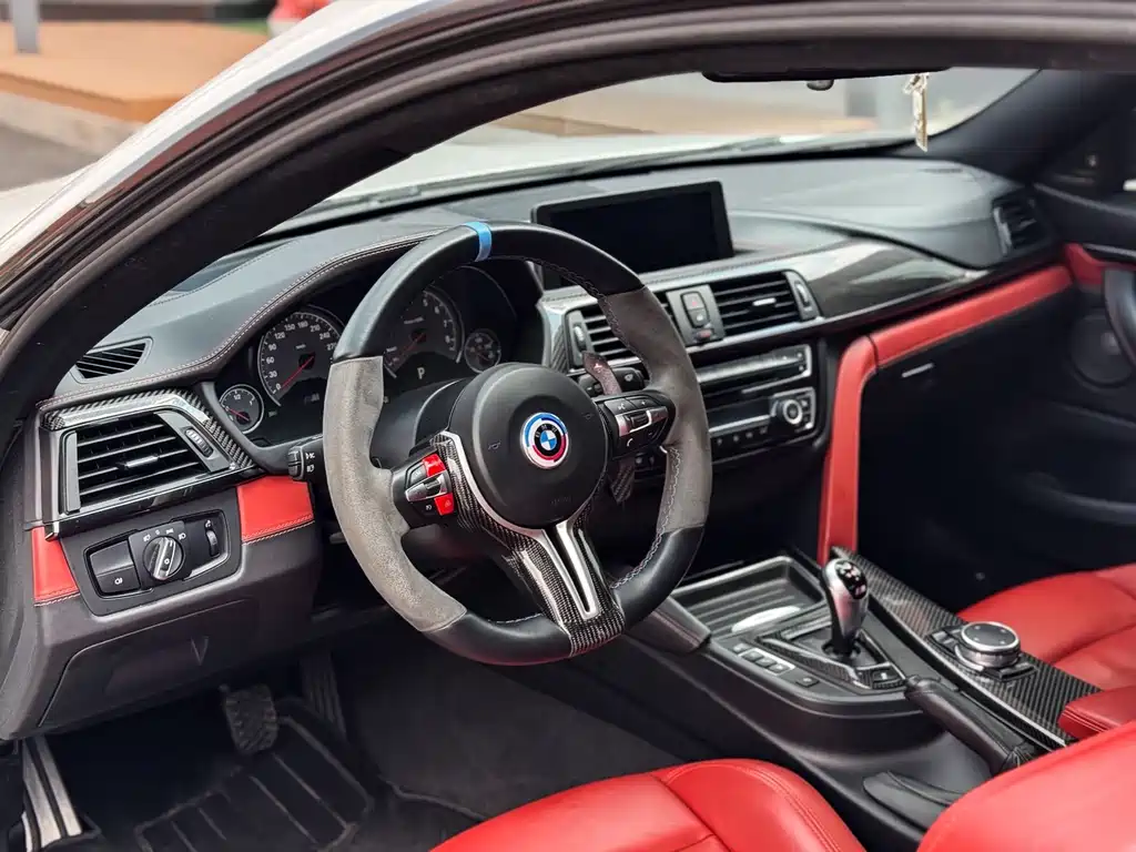 BMW M4 2016 — фото 4