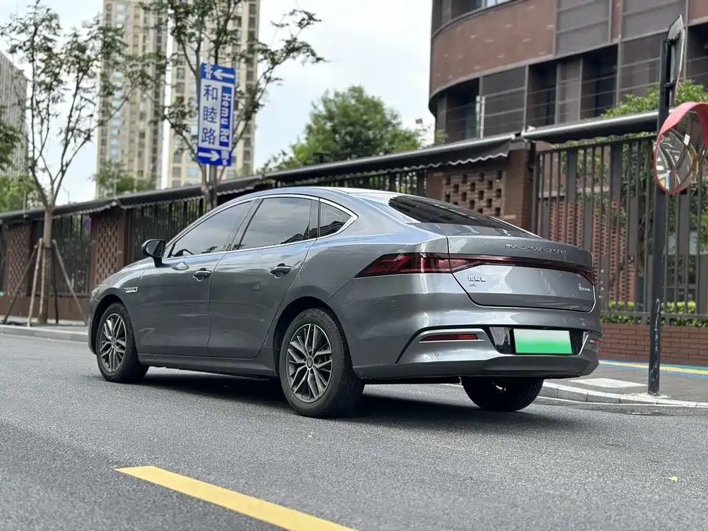 BYD Qin PLUS 2021 — фото 5