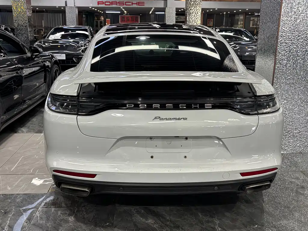 Porsche Panamera 2019 — фото 10