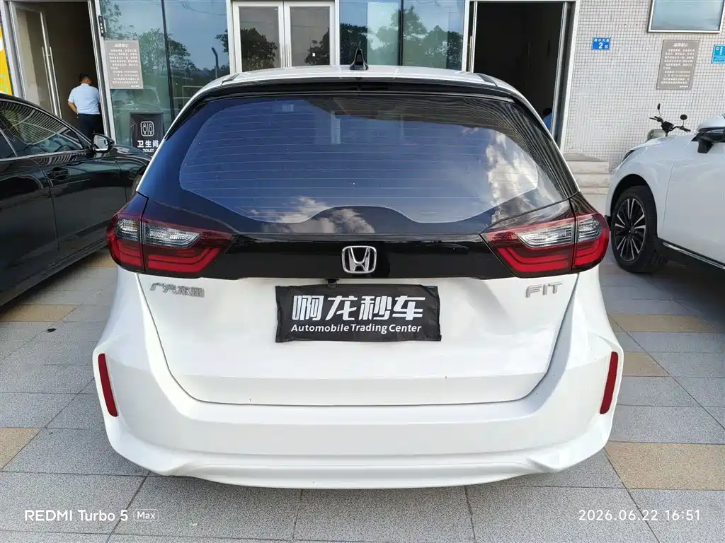 Honda Fit 2022 — фото 9