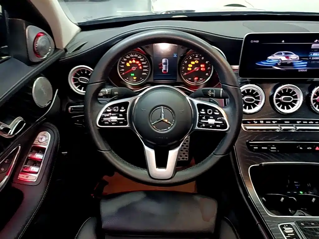 Mercedes-Benz C-Class 2019 — фото 11