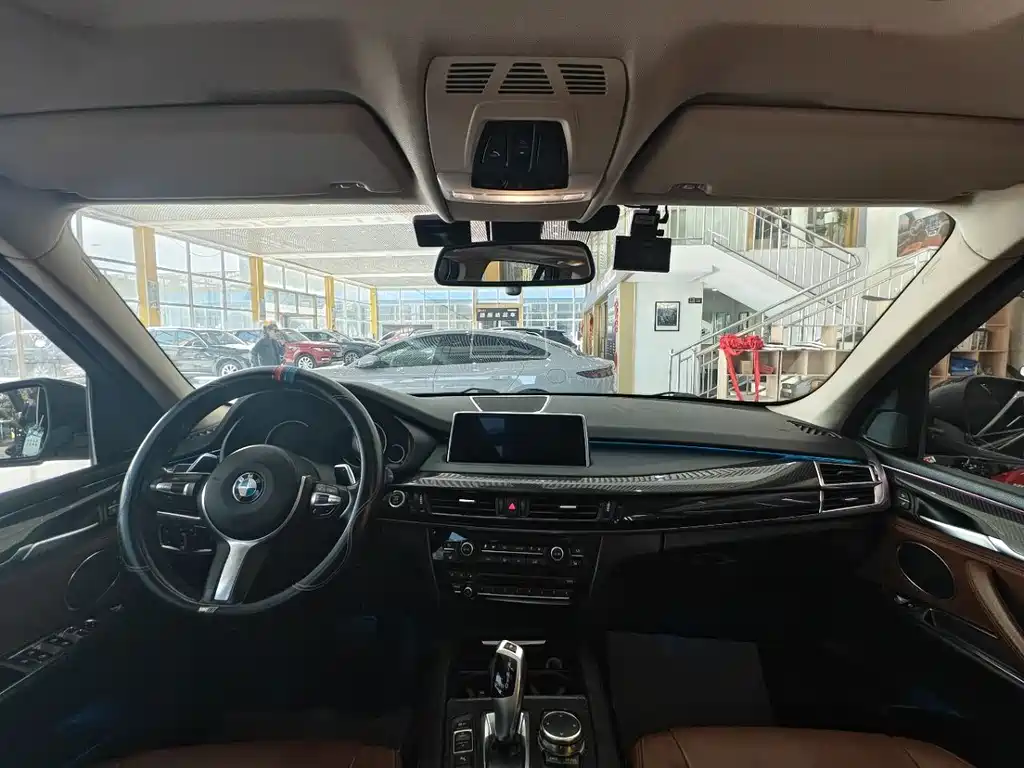 BMW X5 2015 — фото 15