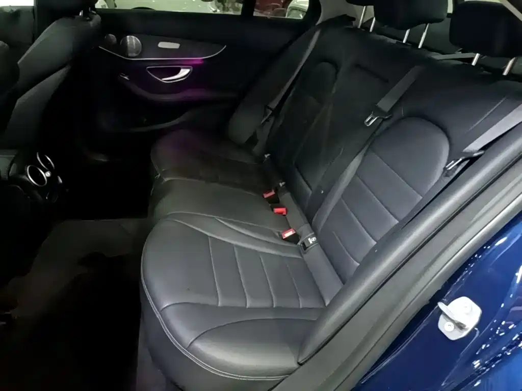 Mercedes-Benz C-Class 2019 — фото 17
