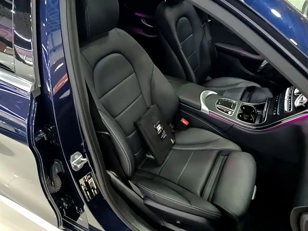 Mercedes-Benz C-Class 2019 — фото 25