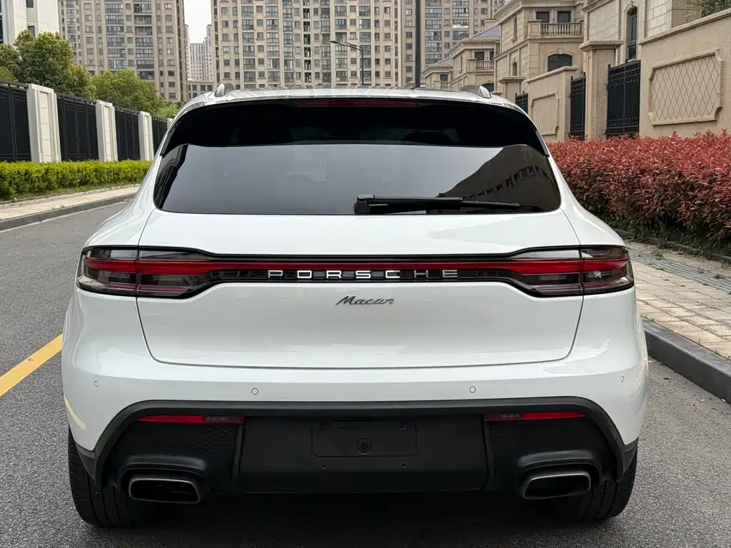 Porsche Macan 2024