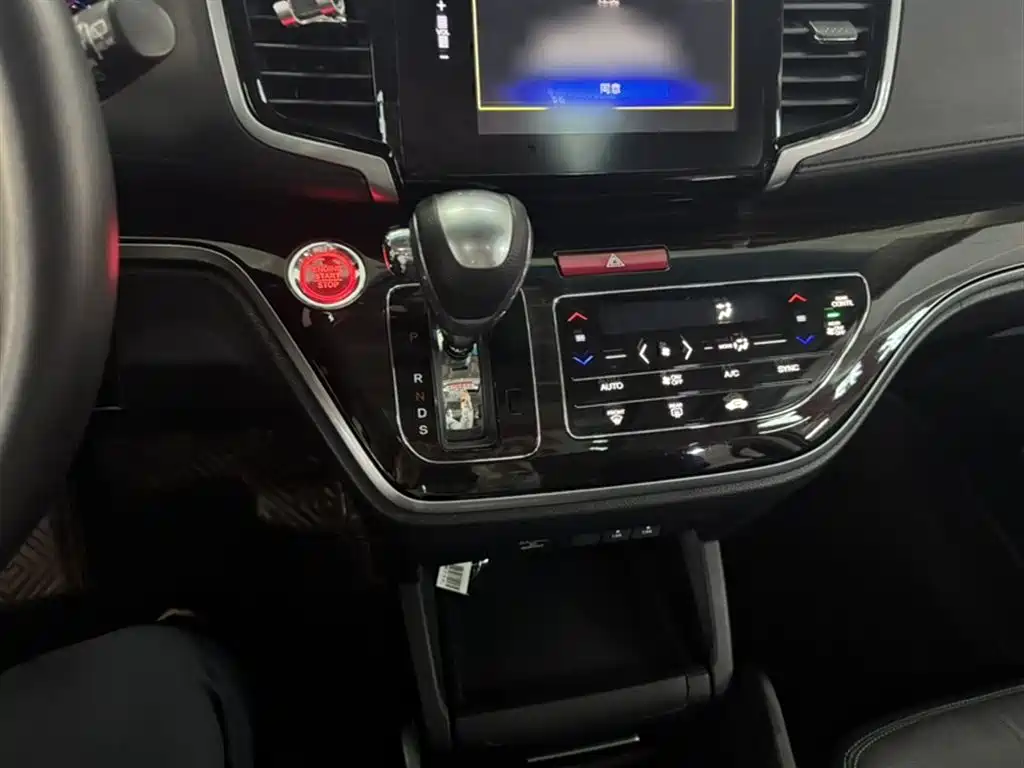 Honda Odyssey 2019 — фото 15