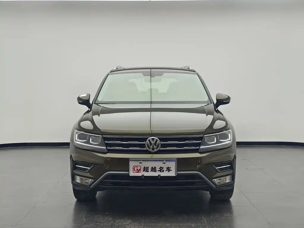 Volkswagen Tiguan L 2018 — фото 2