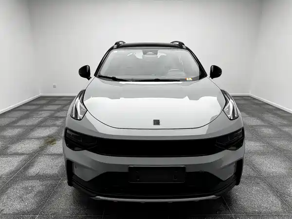 Lynk & Co 01 2023