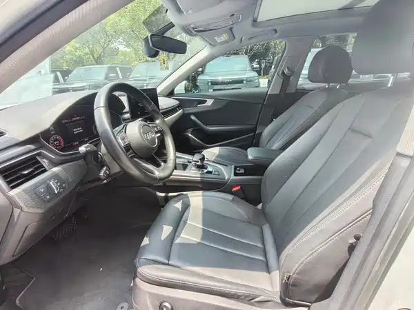 Audi A4L 2022
