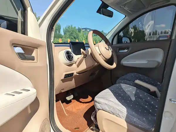 Wuling Hongguang MINIEV 2025