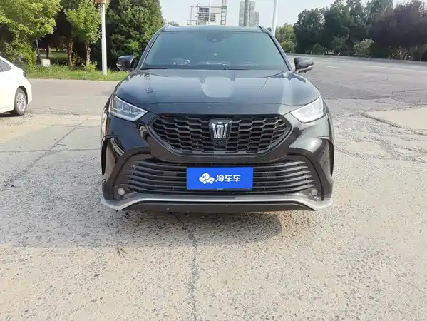 Toyota Crown Kluger 2025