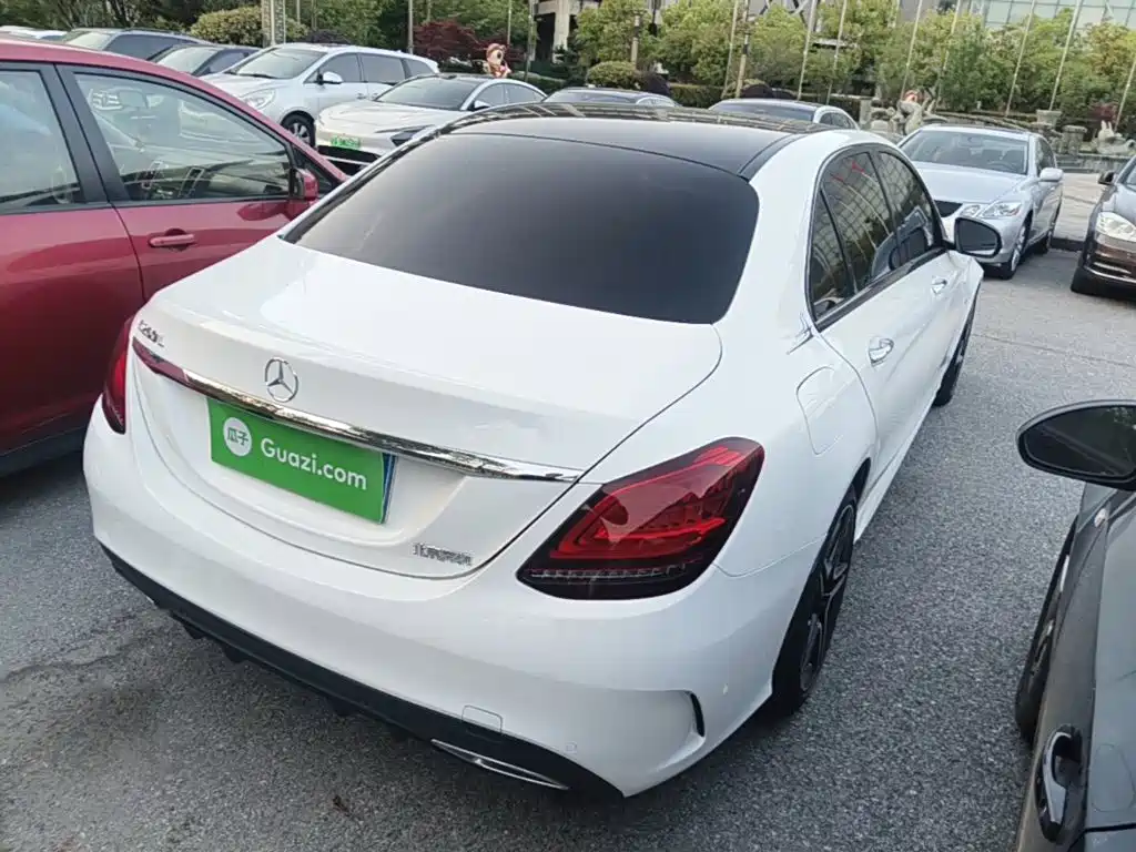 Mercedes-Benz C-Class 2021
