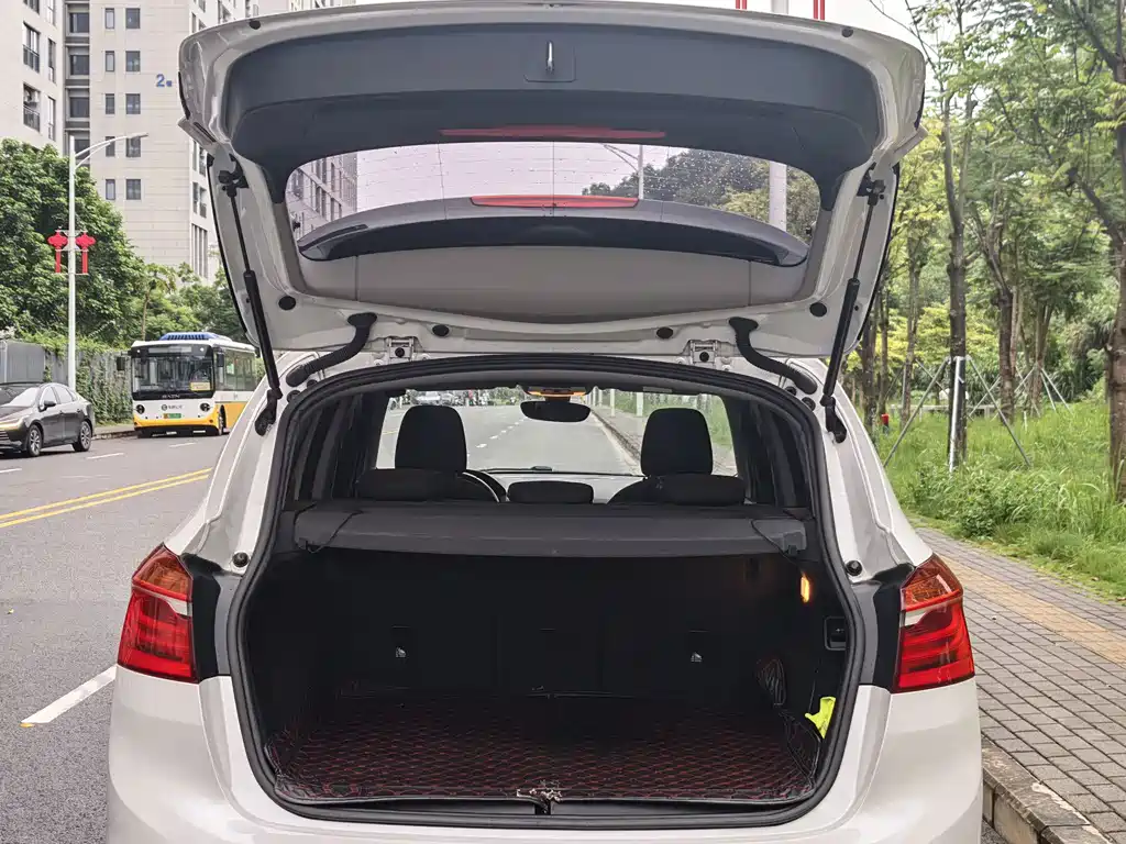 BMW 2 Series Station Wagon 2019 — фото 14