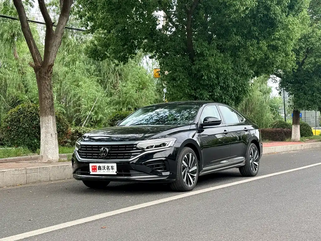 Volkswagen Passat 2024