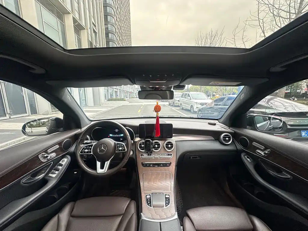 Mercedes-Benz GLC 2020 — фото 11
