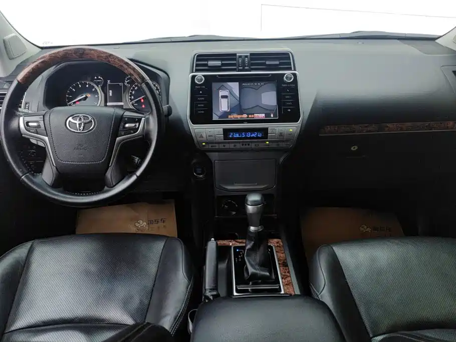Toyota Prado 2019 — фото 12
